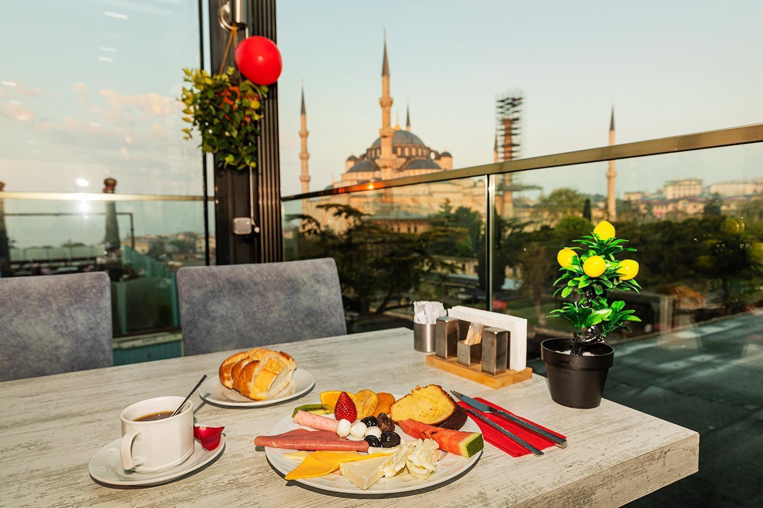 Aristocrat Hotel Istambul Extérieur photo